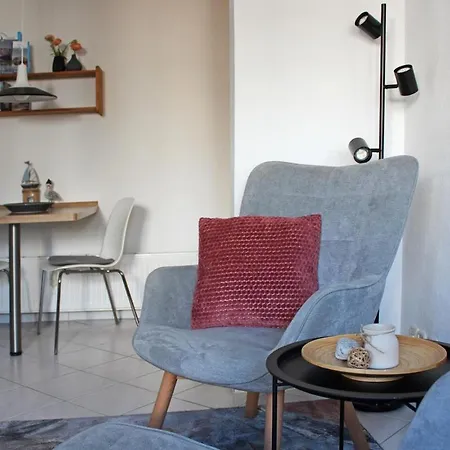 Deck 3 Apartment *